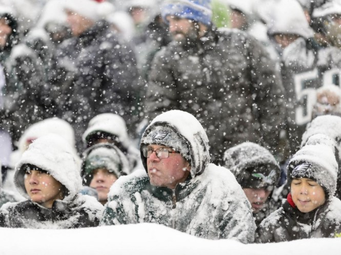 eagles-fans-snowbowl-