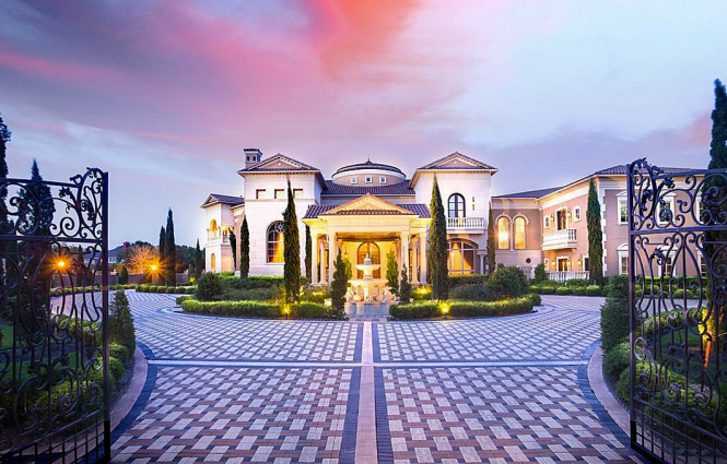 opulent mansion 2018